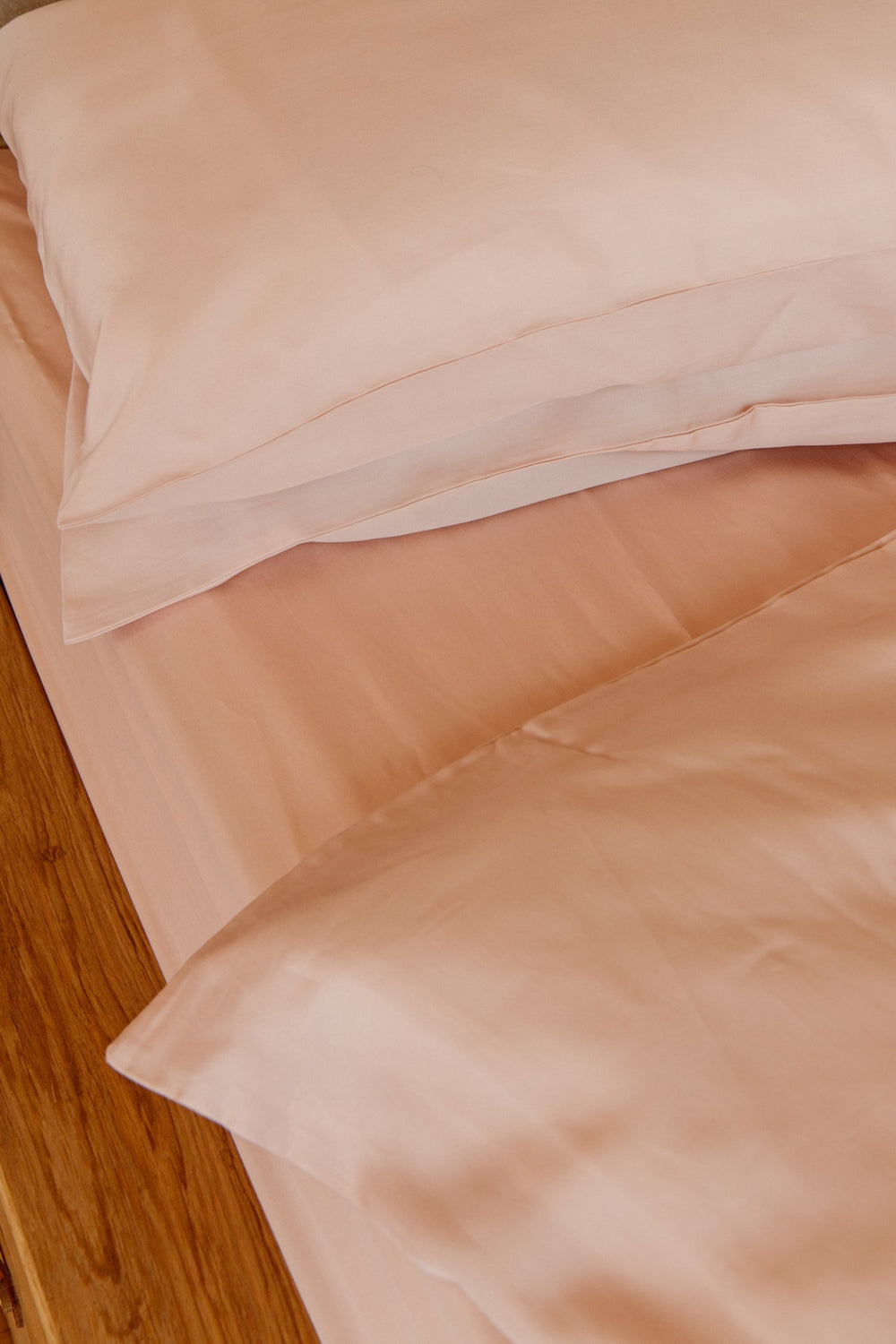 Blush Fitted Sheet with TENCEL™ Lyocell