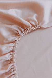 Blush Fitted Sheet with TENCEL™ Lyocell