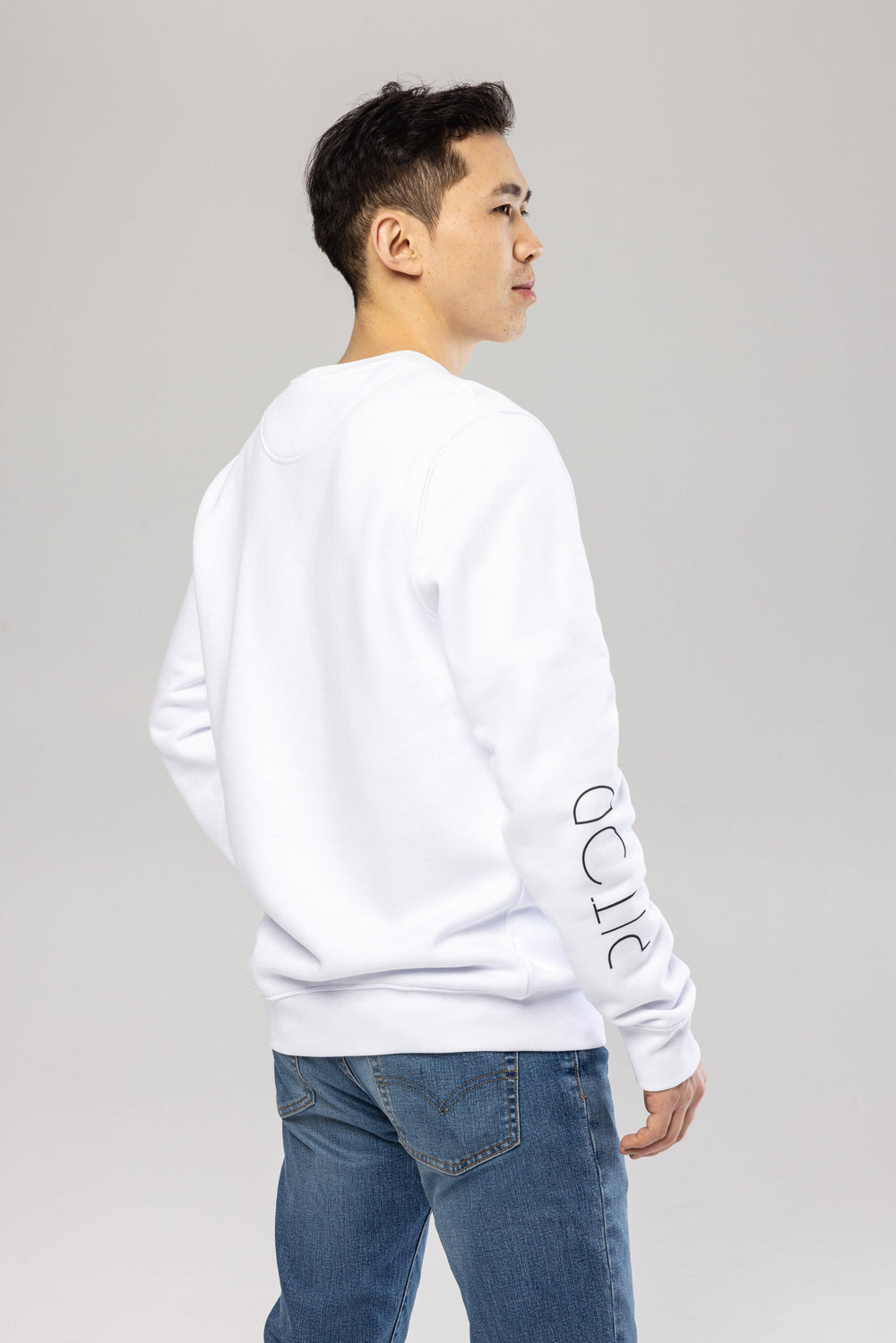 White Pitod Sleeve Sweatshirt