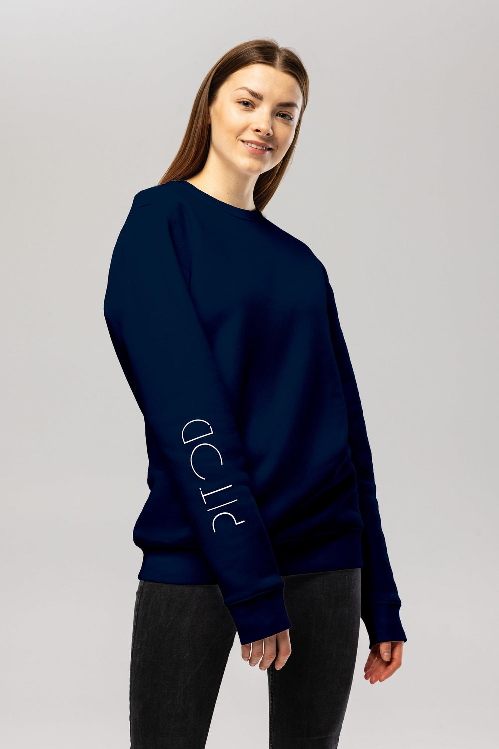 Navy Pitod Sleeve Sweatshirt