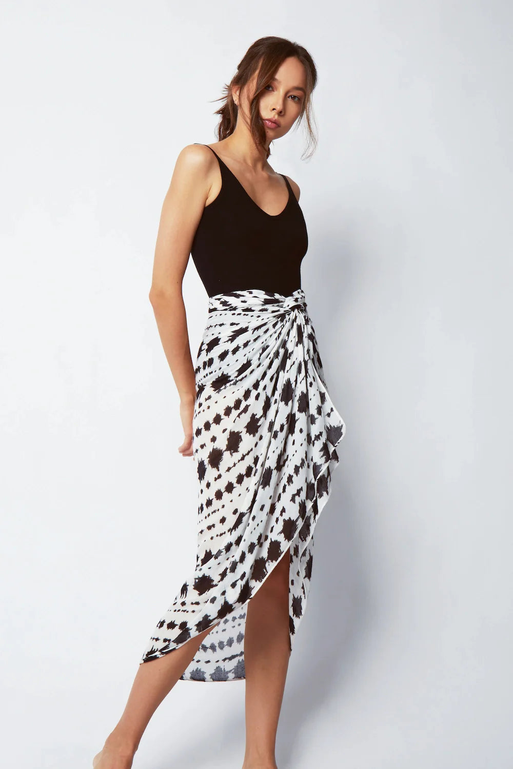 Tokyo Bamboo Sarong & Scarf - Monochrome