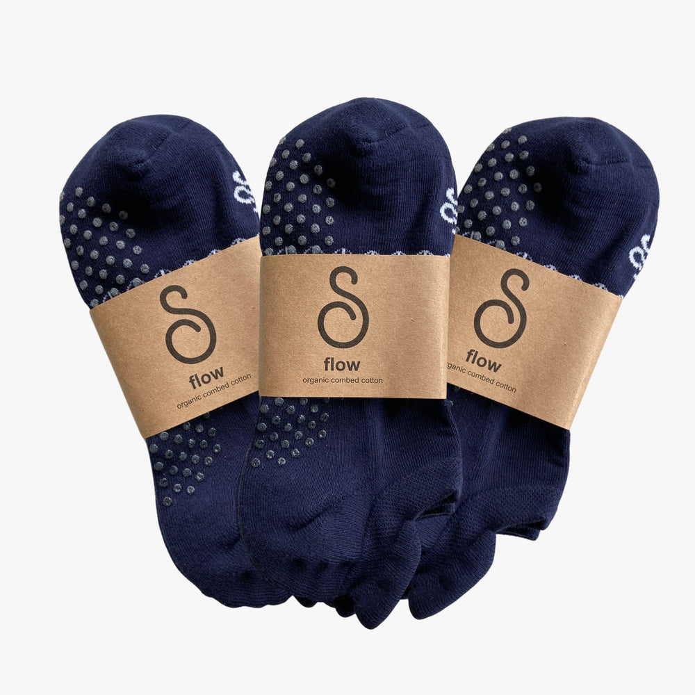 flow - organic combed cotton gripper socks