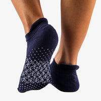 flow - organic combed cotton gripper socks