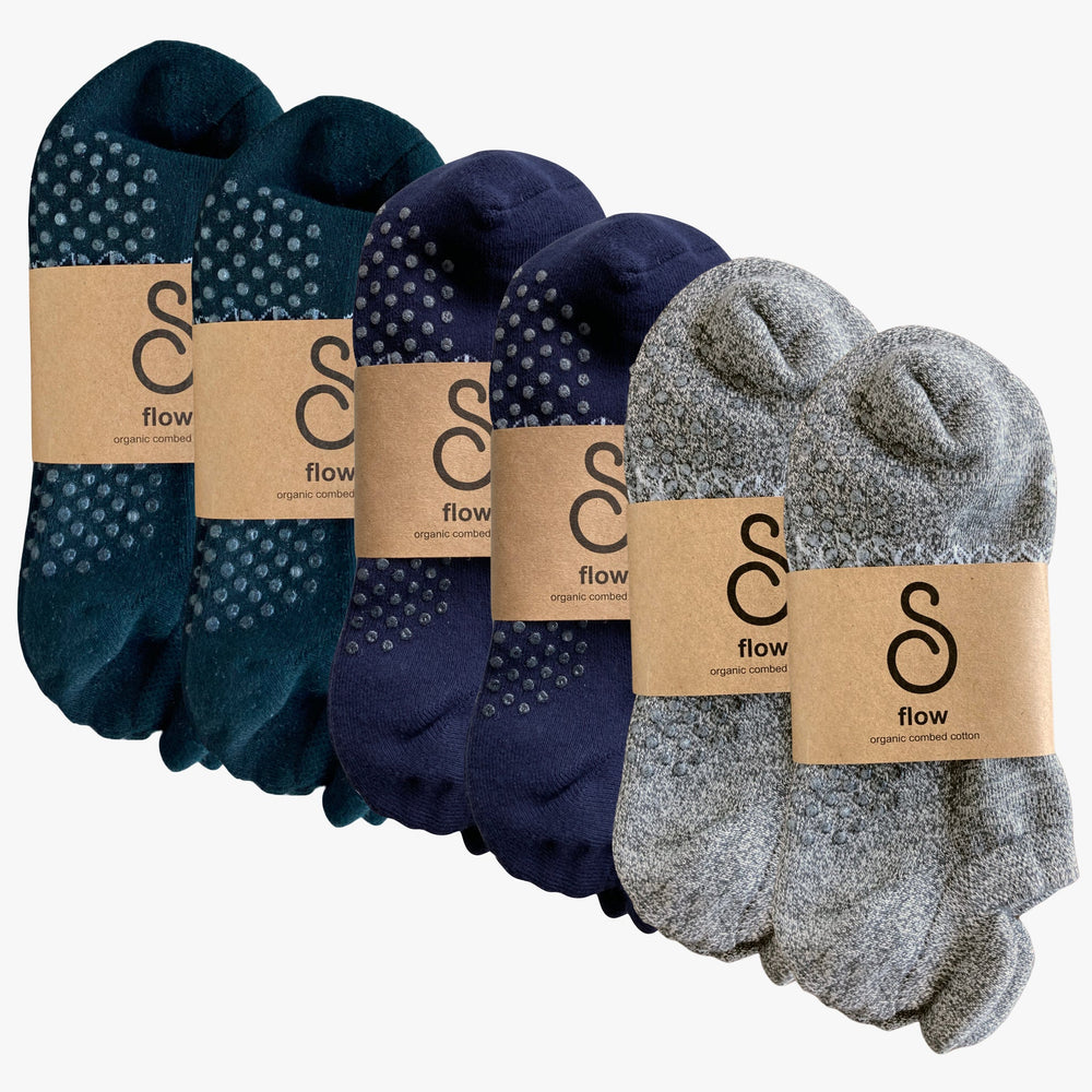 flow - organic combed cotton gripper socks