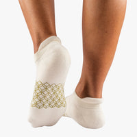 roam - organic combed cotton trainer socks