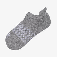 roam - organic combed cotton trainer socks