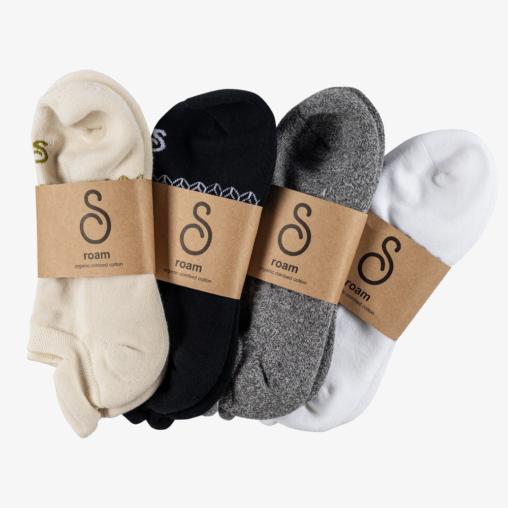 roam - organic combed cotton trainer socks